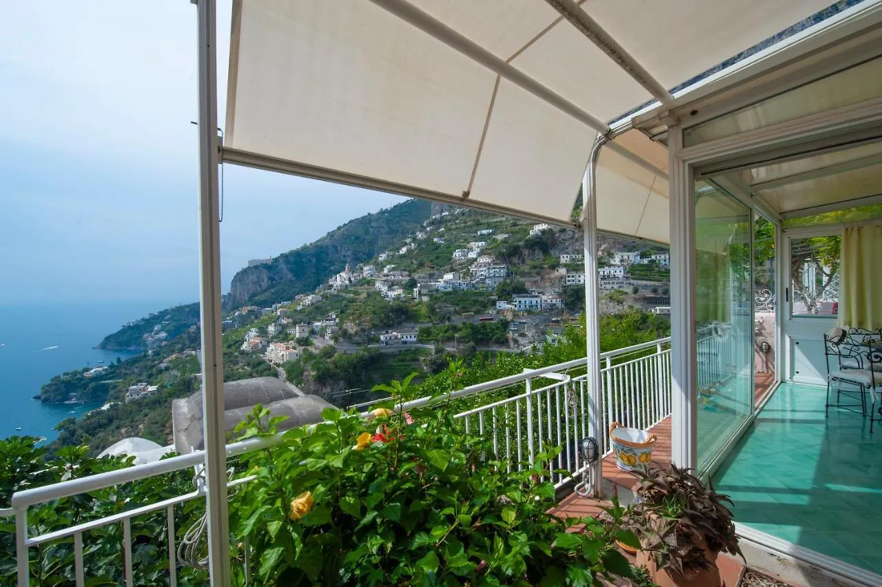 Hibiscus Apartment Amalfi 0*,  Italy